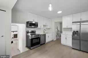 17109 Oxley Farm Rd, Poolesville, MD 20837 - Photo 2
