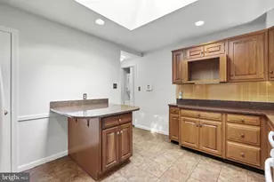 9807 Merwood Ln, Silver Spring, MD 20901 - Photo 14
