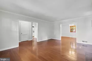 9807 Merwood Ln, Silver Spring, MD 20901 - Photo 8