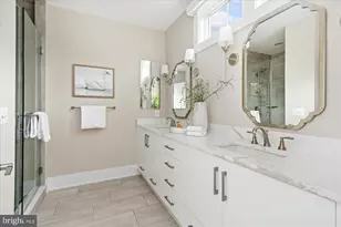 3635 Chevy Chase Lake Dr, Chevy Chase, MD 20815 - Photo 24