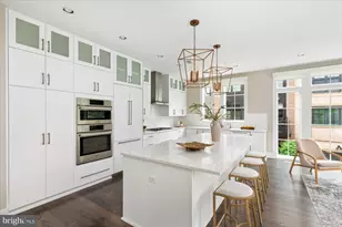 3635 Chevy Chase Lake Dr, Chevy Chase, MD 20815 - Photo 10
