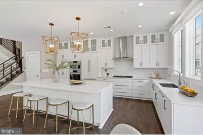 3635 Chevy Chase Lake Drive, Chevy Chase, MD 20815 - Photo 10