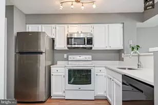 1633 Carriage House Terrace, Silver Spring, MD 20904 - Photo 14