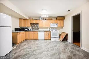 23104 Cypress Circle, Clarksburg, MD 20871 - Photo 10