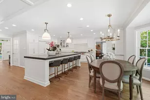 8020 River Falls Dr, Potomac, MD 20854 - Photo 8
