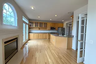 6130 Stonehenge, North Bethesda, MD 20852 - Photo 4