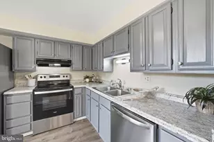 7619 Nutwood Ct, Rockville, MD 20855 - Photo 8