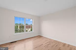 11405 Crownwood Ln, Rockville, MD 20850 - Photo 36