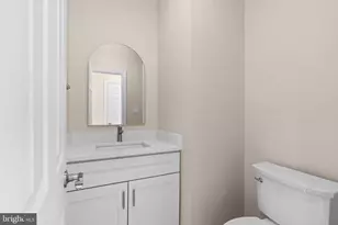 11405 Crownwood Ln, Rockville, MD 20850 - Photo 12