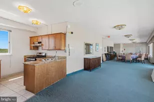 10201 Grosvenor Pl, Rockville, MD 20852 - Photo 24