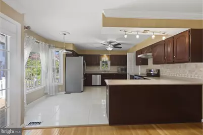8322 Cottage Hill Court, Gaithersburg, MD 20877 - Photo 10