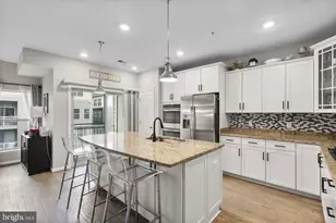 121 Copley Cir, Gaithersburg, MD 20878 - Photo 4