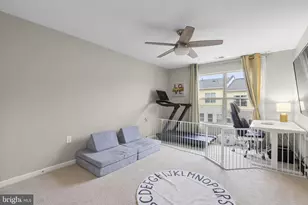 121 Copley Cir, Gaithersburg, MD 20878 - Photo 32