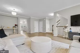 121 Copley Cir, Gaithersburg, MD 20878 - Photo 20
