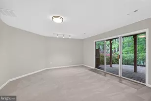 20202 Waterside Dr, Germantown, MD 20874 - Photo 22