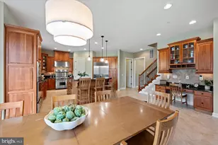 12610 Hill Creek Ln, Potomac, MD 20854 - Photo 10