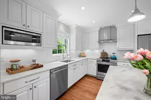 5608 Newington Rd, Bethesda, MD 20816 - Photo 8