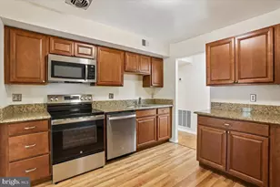 5809 Edson Ln, Rockville, MD 20852 - Photo 14