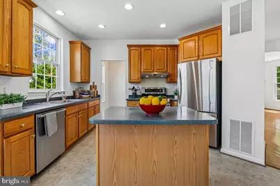 2105 Walking Crest Court, Silver Spring, MD 20906 - Photo 18