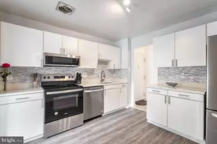 11315 Commonwealth Dr, Rockville, MD 20852 - Photo 4