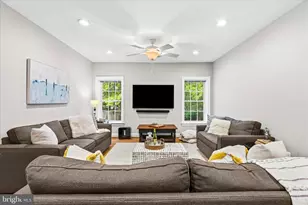 10107 Daphney House Way, Rockville, MD 20850 - Photo 54