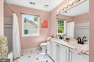 10107 Daphney House Way, Rockville, MD 20850 - Photo 48