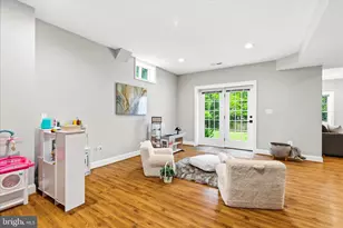 10107 Daphney House Way, Rockville, MD 20850 - Photo 58