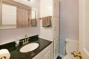 38 Steven Ct, Gaithersburg, MD 20877 - Photo 12
