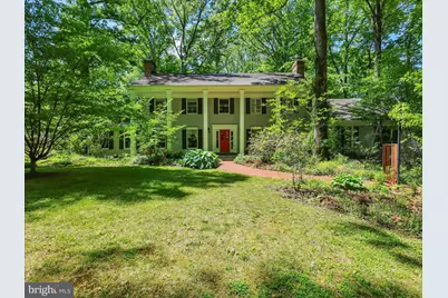 9204 Falls Bridge Lane, Rockville, MD 20854 - Photo 4