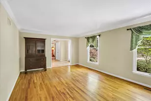 9204 Falls Bridge Ln, Rockville, MD 20854 - Photo 32