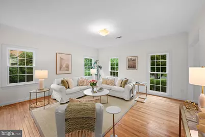 7016 Fawn Trail Court, Bethesda, MD 20817 - Photo 6