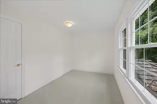 7016 Fawn Trail Ct, Bethesda, MD 20817 - Photo 20