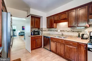 7525 Cayuga Ave, Bethesda, MD 20817 - Photo 18