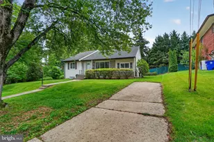 9211 E Parkhill Dr, Bethesda, MD 20814 - Photo 18