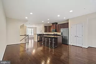 11675 Emerald Green Dr, Clarksburg, MD 20871 - Photo 4