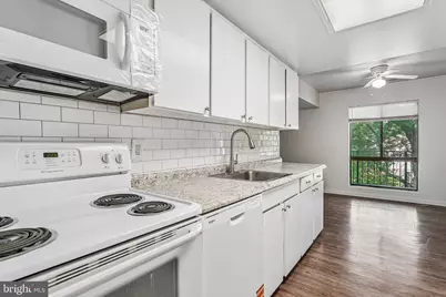 13215 Dairymaid Drive, Germantown, MD 20874 - Photo 12