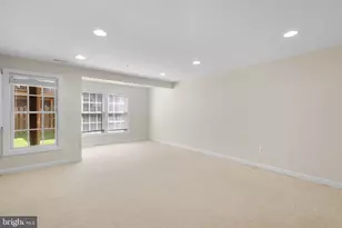 10 Rockingham Ct, Germantown, MD 20874 - Photo 32