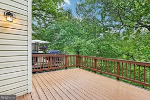 210 Twelve Oaks Dr, Gaithersburg, MD 20878 - Photo 12