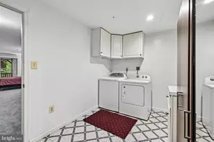 210 Twelve Oaks Dr, Gaithersburg, MD 20878 - Photo 28