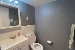 10401 Grosvenor Pl, Rockville, MD 20852 - Photo 14
