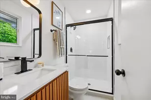 1105 Lamberton Dr, Silver Spring, MD 20902 - Photo 32