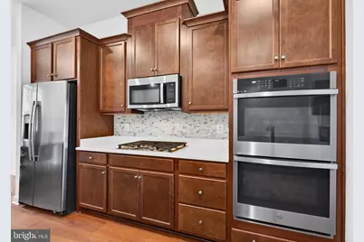 8279 Front Loop, Rockville, MD 20855 - Photo 10