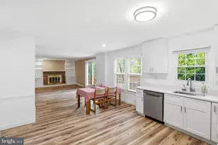 12160 Hidden Brook Terrace, Gaithersburg, MD 20878 - Photo 20
