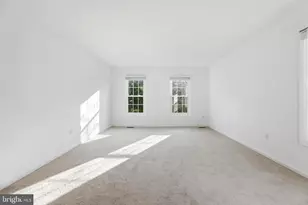 12160 Hidden Brook Terrace, Gaithersburg, MD 20878 - Photo 32