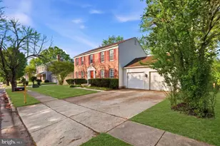 12160 Hidden Brook Terrace, Gaithersburg, MD 20878 - Photo 4