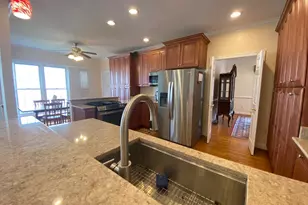 10614 Maplecrest Ln, Potomac, MD 20854 - Photo 10