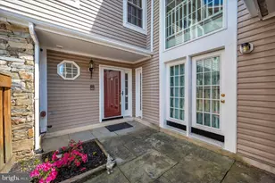 20409 Remsbury Pl, Gaithersburg, MD 20886 - Photo 2