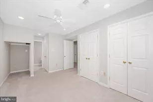 20409 Remsbury Pl, Gaithersburg, MD 20886 - Photo 30