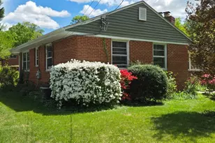 10027 Kensington Pkwy, Kensington, MD 20895 - Photo 2