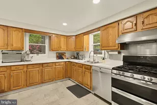 8323 Haddon Dr, Takoma Park, MD 20912 - Photo 22